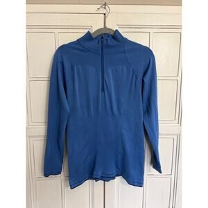 Patagonia size medium blue 1/4 zip baselayer top